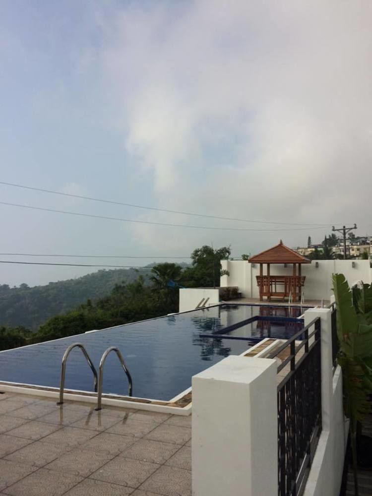 Vista Real Hotel Tagaytay City Exterior foto